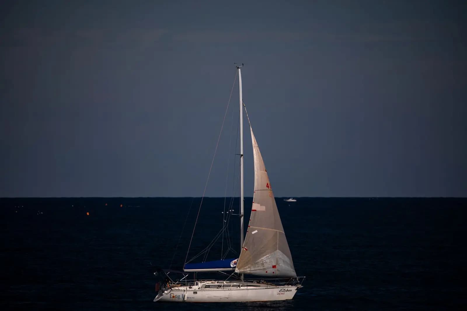 Sailing and hiking along the Camí de Cavalls, Menorca