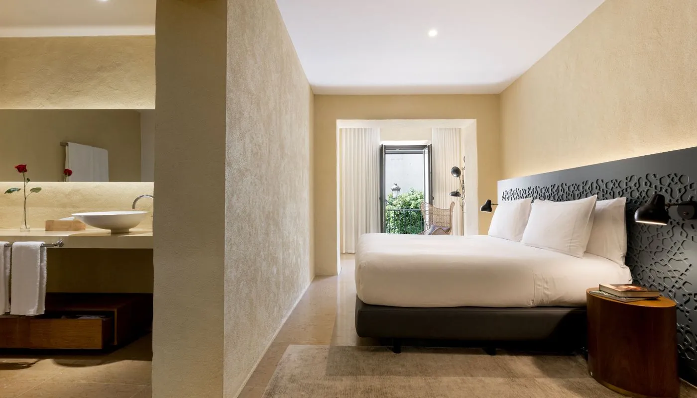Junior suite with open balcony at EME Catedral Hotel in Seville