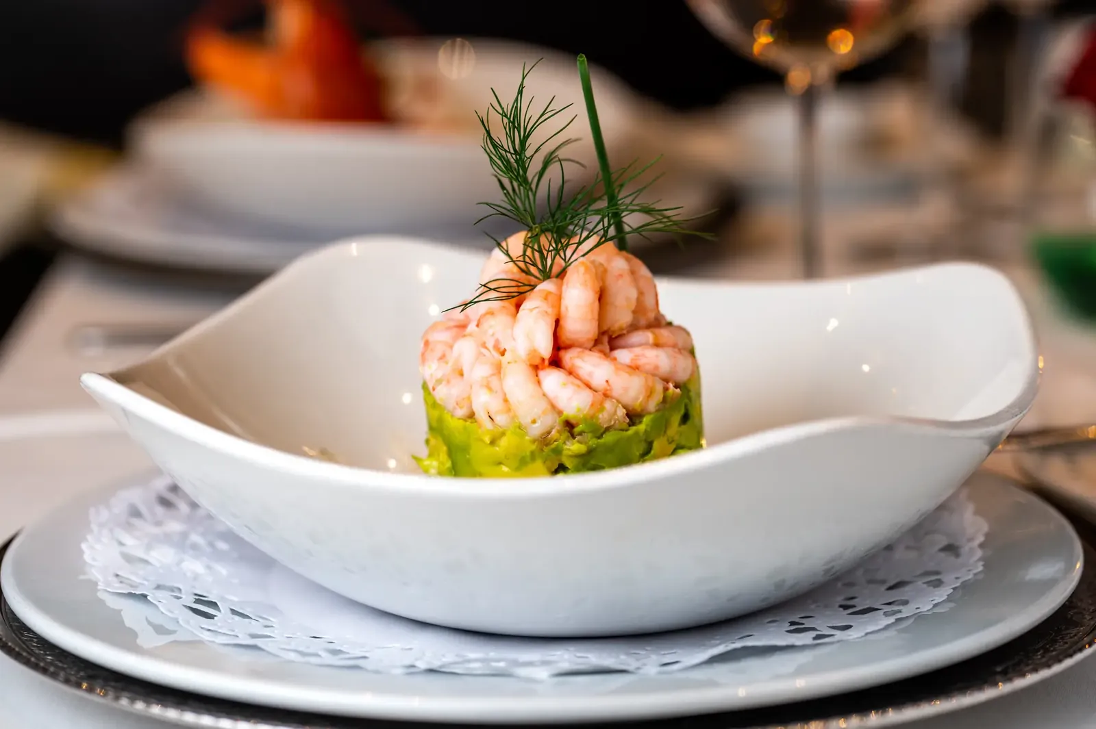 Prawns on green mousse at Los Bandidos restaurant in Puerto Banús