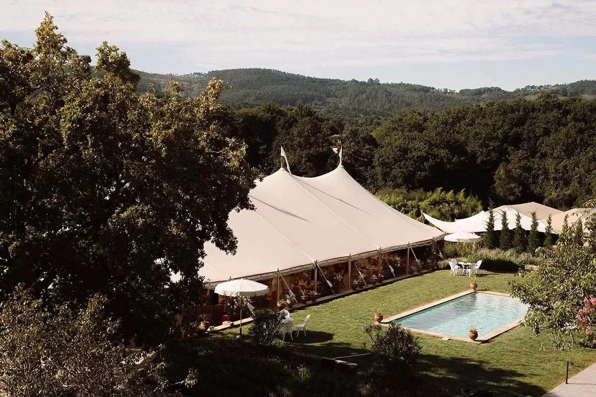 Large white marquee in the gardens of Finca Viñedos de Butrón near Bilbao